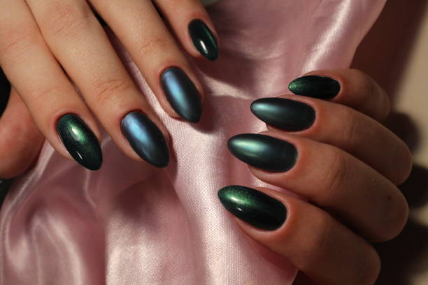 istock Manicure marine green shine 856279052