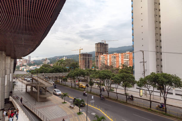 Traffic passes the Centro Comercial Cacique on May 2, 2016 in Bucaramanga, Colombia.