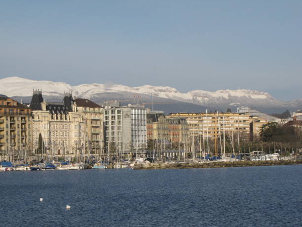 istock sity on the coast of lake 856473398
