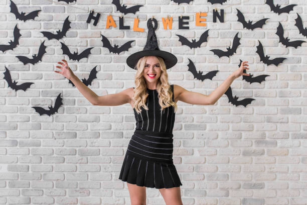 istock Girl ready for Halloween party 856473492