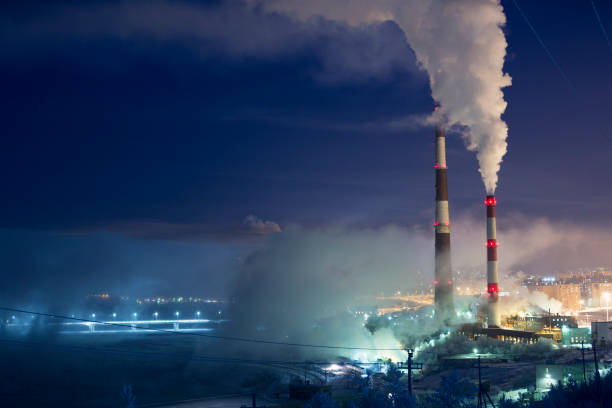 planta de energía  - power station factory industry pollution fotografías e imágenes de stock