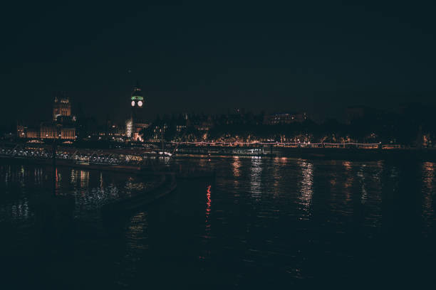 piękny londyn nocą - london england victorian style big ben dark zdjęcia i obrazy z banku zdjęć