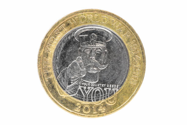 closeup da moeda de 2 libras britânicas - british currency currency nobility financial item - fotografias e filmes do acervo