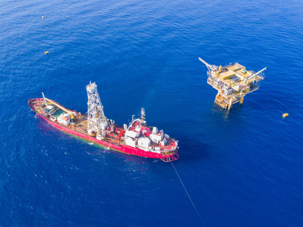 barco chato do solo (um geotécnico cum análogo navio de perfuração) - mining drill geotechnical borehole - fotografias e filmes do acervo