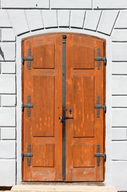 istock Medieval front door in the downtown of Prague 856893020