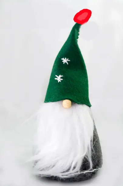 Gnome with green hat