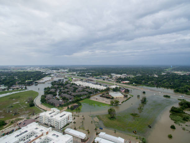 rues inondées pendant ouragan harvey - harvey photos et images de collection