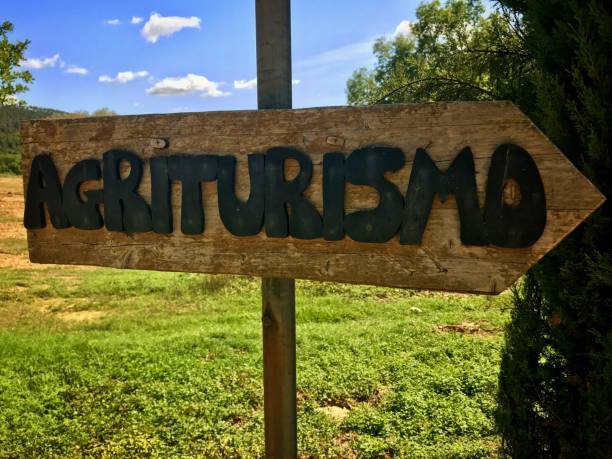 istock Agriturismo sign in Tuscany - Bed and Breakfast 857146170