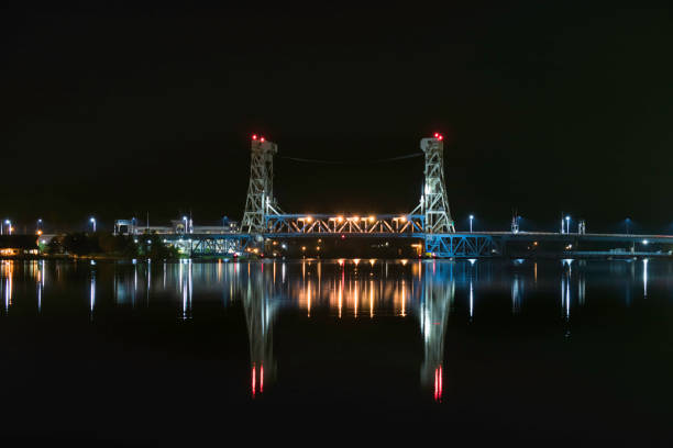 istock The Portage Lake Lift Bridge 857156706