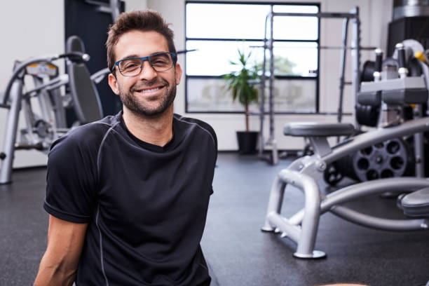 ragazzo occhiali sorridente - scandinavian men glasses shirt foto e immagini stock