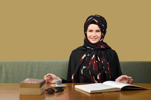 istock Muslim women working in office 857376172
