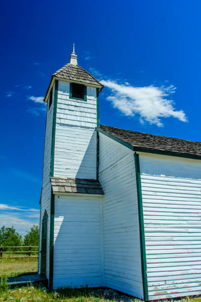 historische kirche morley - steeple outdoors vertical alberta stock-fotos und bilder