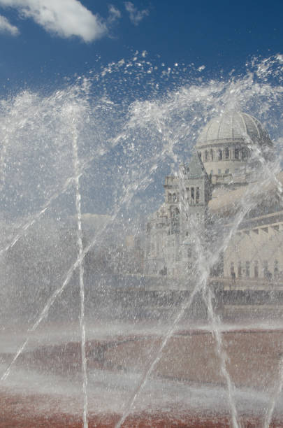 fountain at christian science church - boston new england water church imagens e fotografias de stock