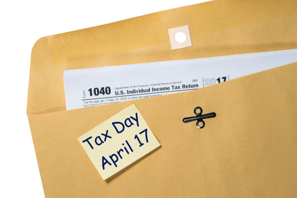 istock Tax Day reminder for April 17 on envelope 857549784