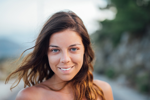 Portrait of an attractive smiling women.