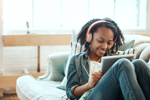 istock She's a social media butterfly 857786228