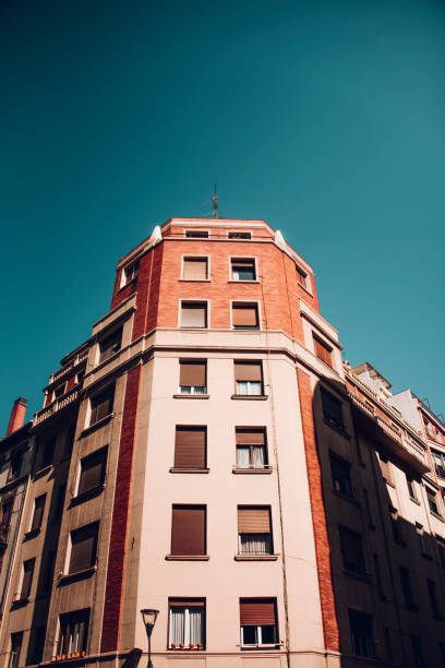 istock Block of apartments 857842410