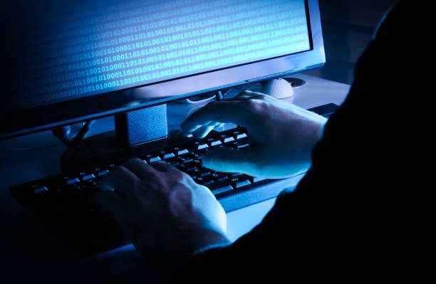 concept de piratage éthique - computer hacker computer crime crime computer photos et images de collection