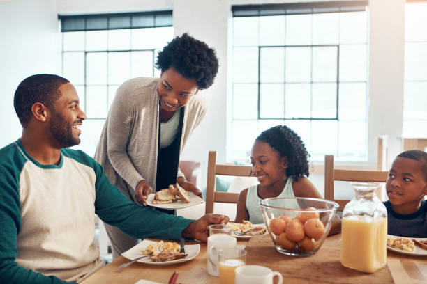 istock Start the day early and with family 857895692