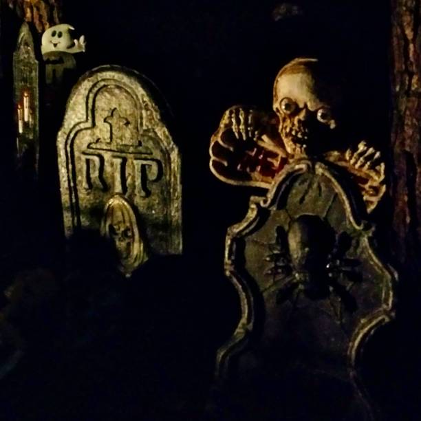 istock Halloween Decorations of Skeleton and Graves 857927962