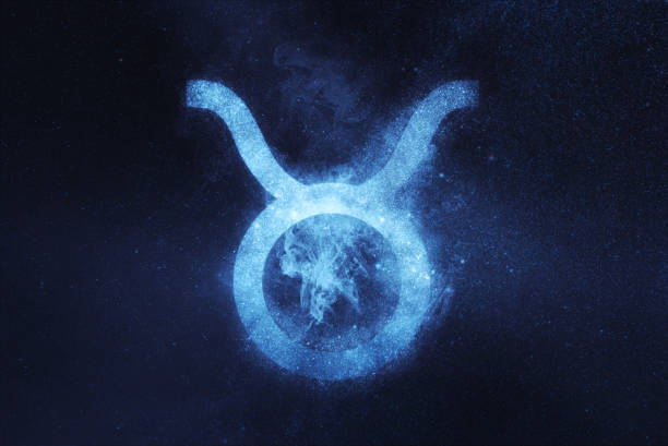 segno zodiacale del toro. sfondo astratto del cielo notturno - astronomia immagine foto e immagini stock