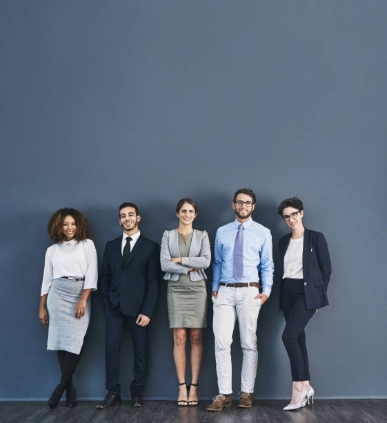 confianza empresarial en el es el mejor - ropa profesional fotografías e imágenes de stock