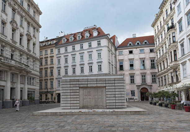 또한 judenplatz, 비엔나에서에서 무명 도서관으로 알려진 judenplatz 홀로 코스트 기념관 - nameless 뉴스 사진 이미지