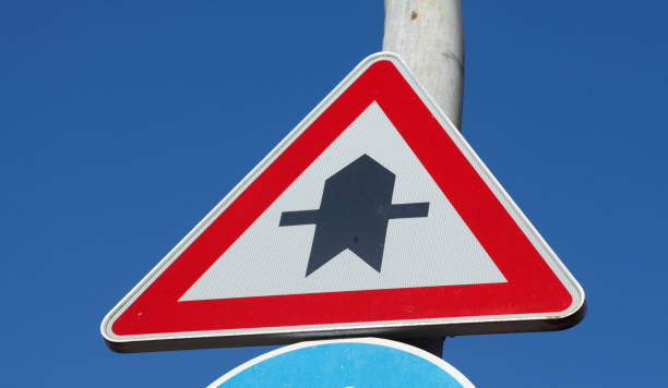 istock Traffic sign right of way 858223360