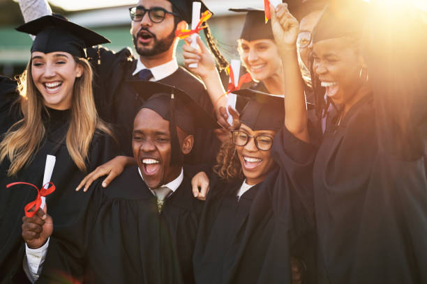 nasi rodzice są z nas bardzo dumni - graduate student zdjęcia i obrazy z banku zdjęć