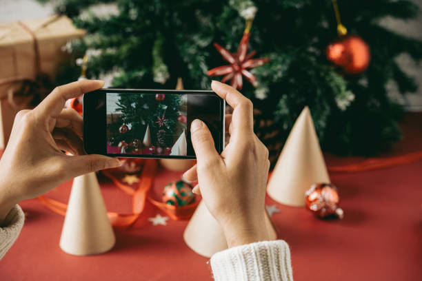 istock Taking photo of decoration 858531102