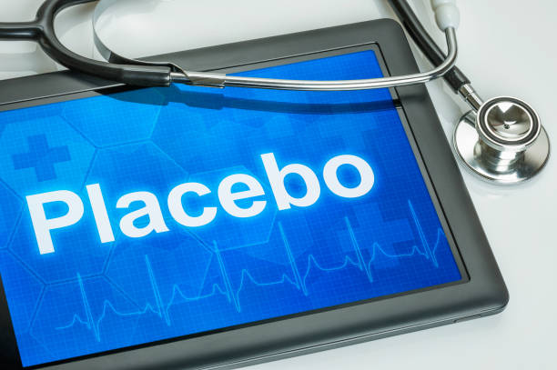 istock Tablet with the word Placebo on the display 858579406