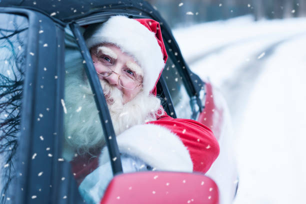 istock Santa Claus at car 858607996
