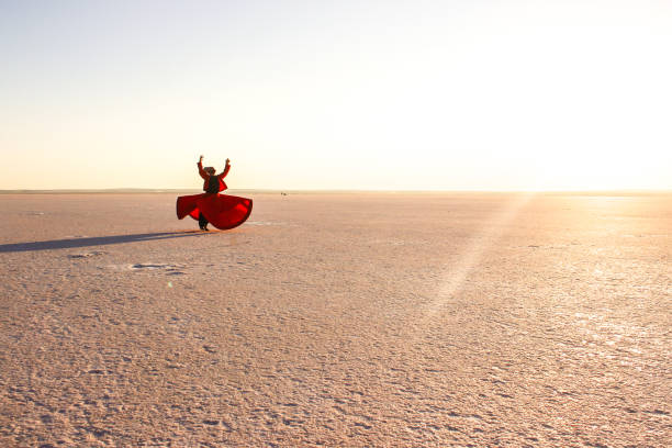 istock Dancing with love...Salt Lake, Turkey 858618794