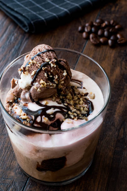 istock Affogato coffee and ice cream in glass. 858773384
