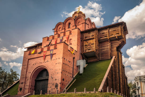 Famous Golden Gates Famous Golden Gates in Kiev - one the most visited touristic places of the city, Ukraine. kyiv stock pictures, royalty-free photos & images