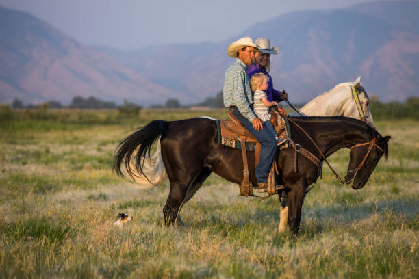 istock Cowboy Family 858790836