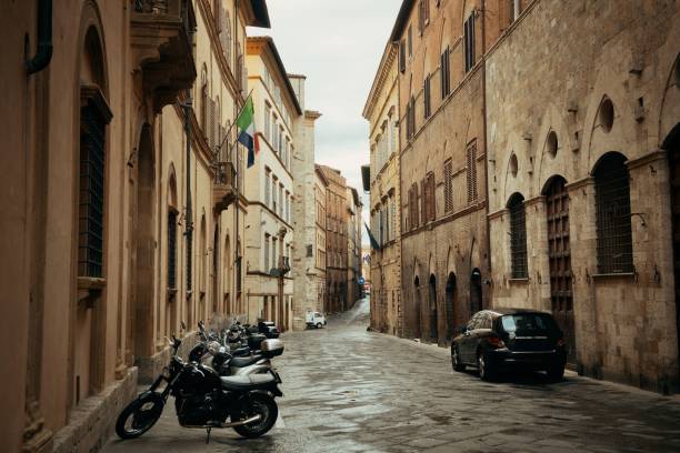 istock Siena street view 858892774