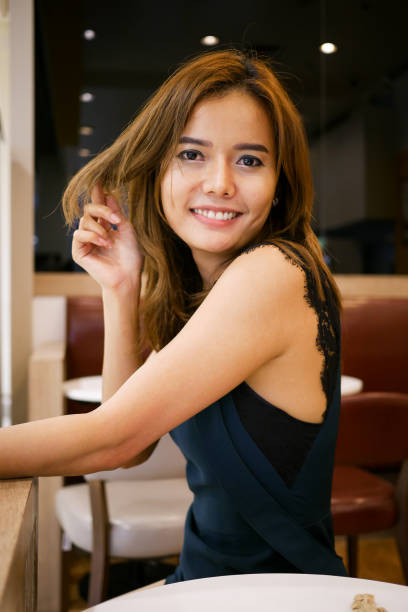 istock Cute Thai woman 3 858899964