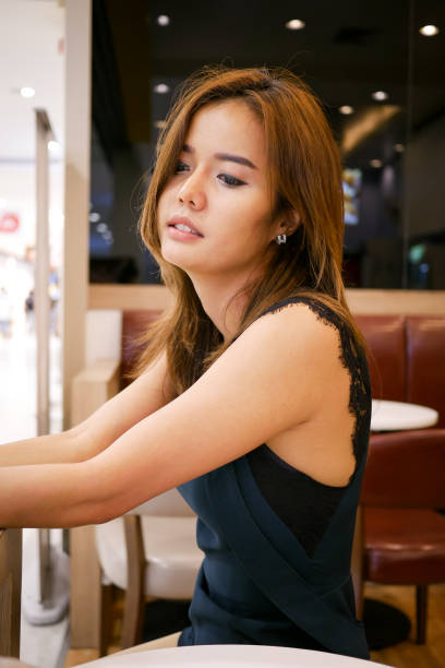 istock Cute Thai woman 1 858899992