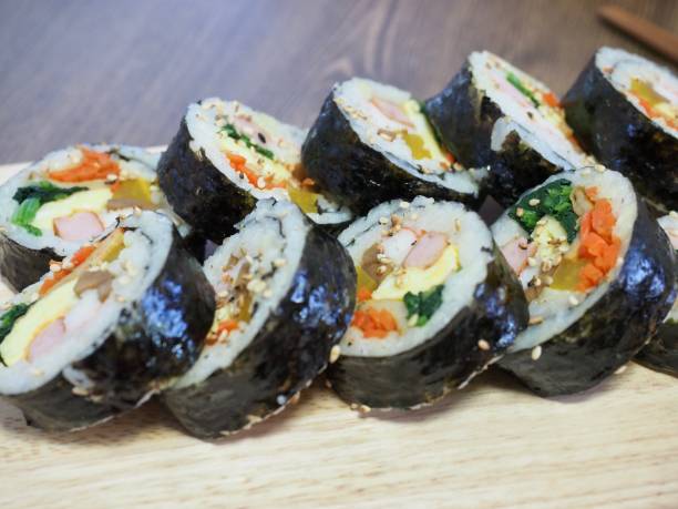 istock Korean food Kimbap 858917726