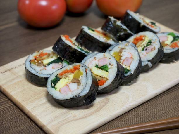 istock Korean food Kimbap 858917924