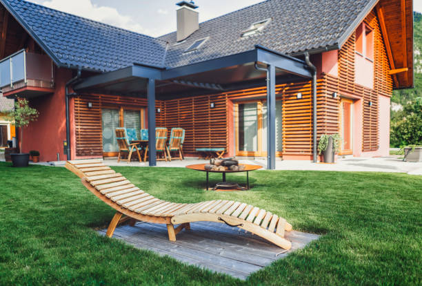 istock Modern family house 858955826