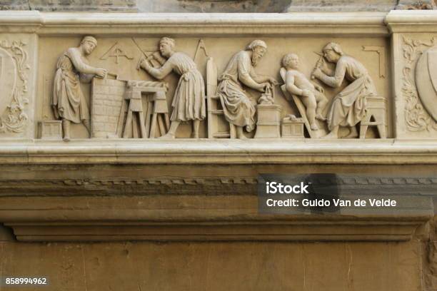 Firenze In Tuscany Italy Stock Photo - Download Image Now - Church, Figurine, Florence - Italy
