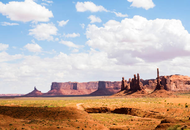 istock Totem Pole, Monument Valley - Arizona, AZ 859010492