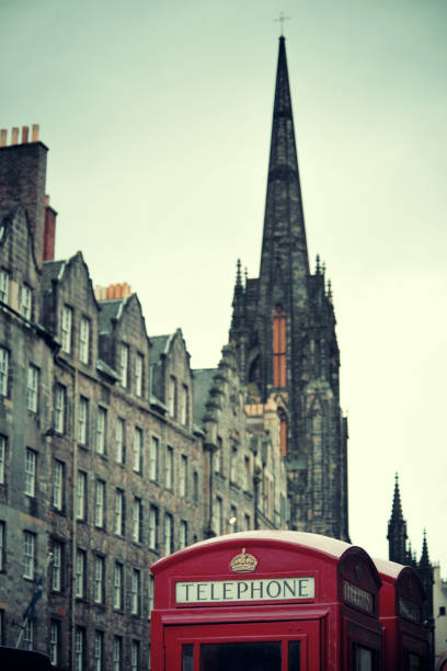 istock Edinburgh city street 859039972