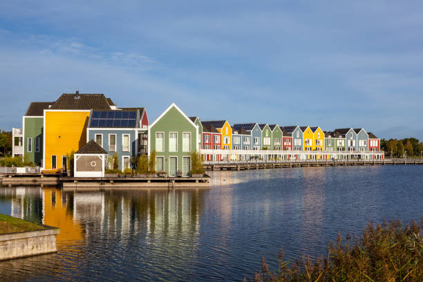 istock houses at the water 859090964