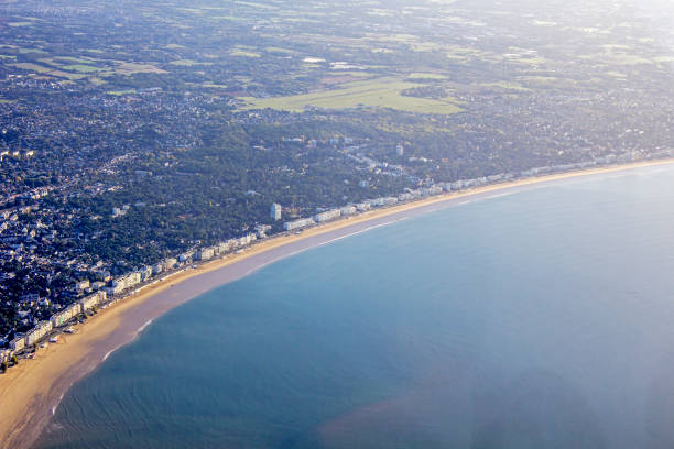 istock Flight on the Atlantic coast, Loire estuary and salt marsh 859091270