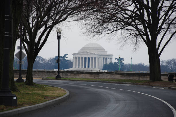 Driving to Jefferson Memorial