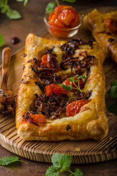 istock Puff pastry vegetarian pizza 859311682