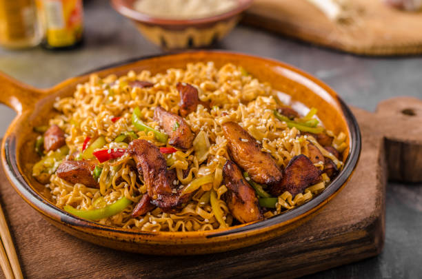 istock Chinese noodles with chicken 859354530